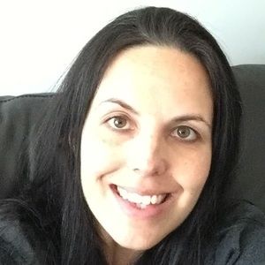 Meet your Posher, Stefanie